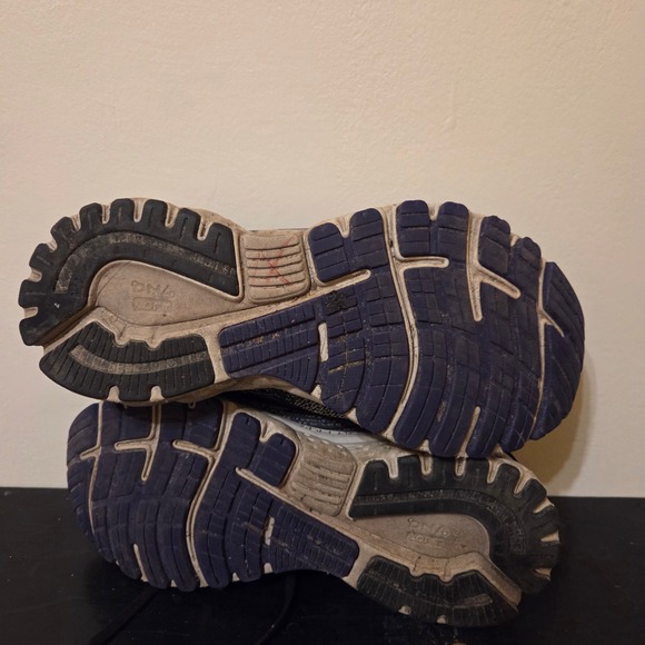 Brooks Adrenaline GTS 19 Womens Running Shoes Gray Purple 1202841B028 Size 7 B - Picture 7 of 8